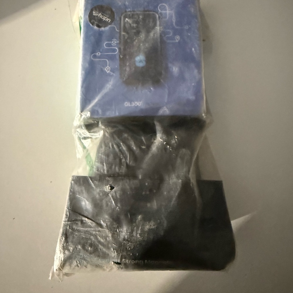 Black GL300 GPS Tracker